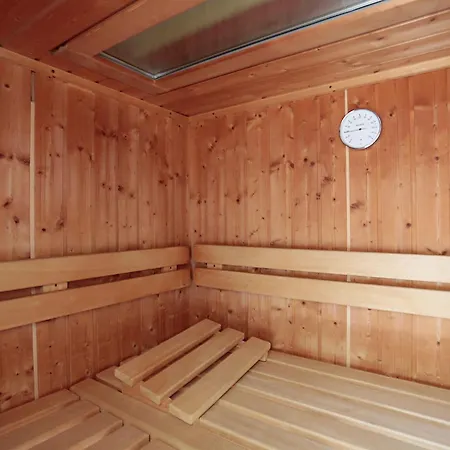 Gruppenhaus Mit Sauna Ideal Fuer Familien & Freunde Ferienhaus *